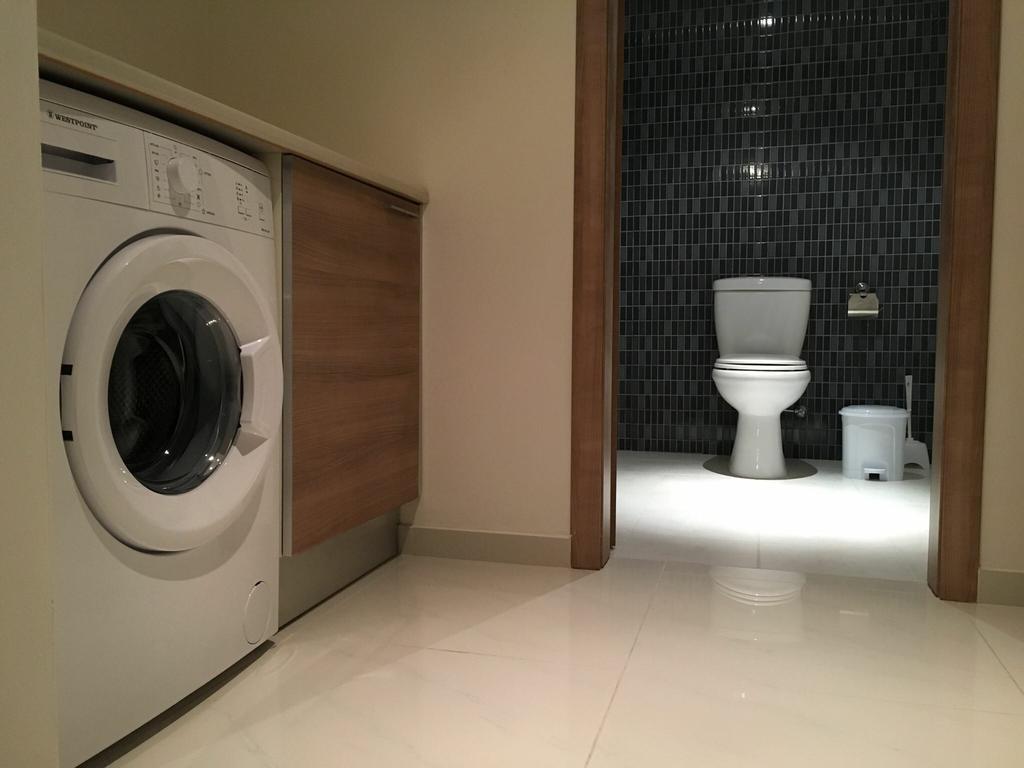 Zavos Marathon Beach Apartments 利马索尔 外观 照片